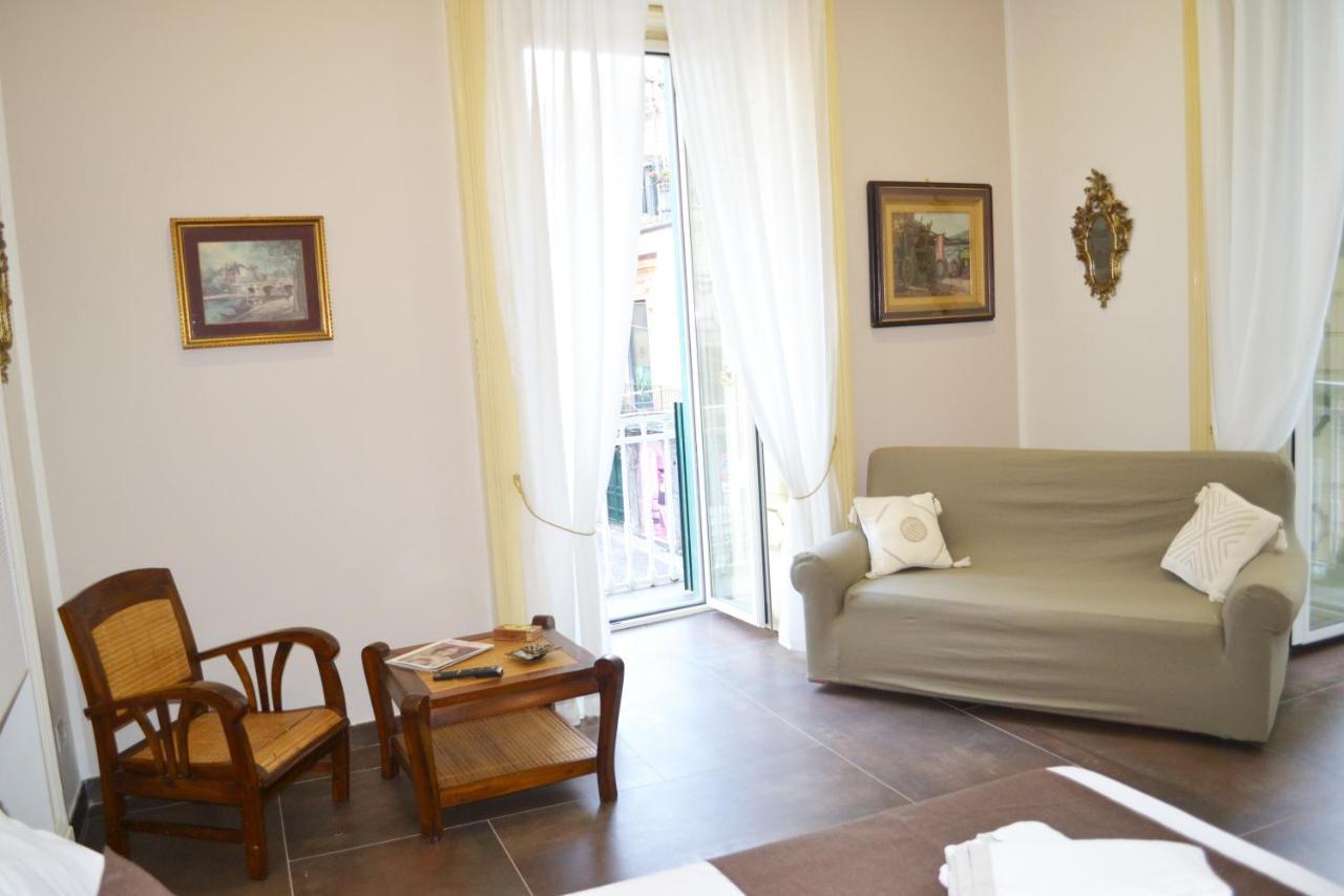 Questo Rinascimento Casa Newman Naples Luaran gambar